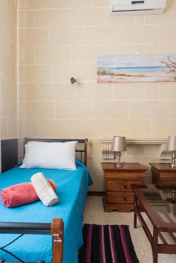 Acomodation House Kavarna Xagħra Buitenkant foto